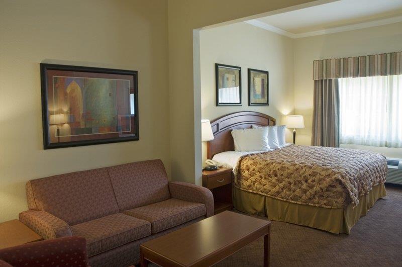 Best Western Inn & Suites Cleveland Exteriör bild