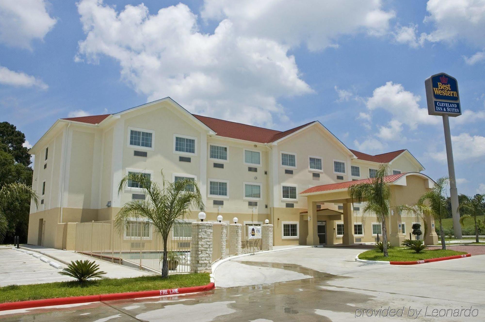 Best Western Inn & Suites Cleveland Exteriör bild